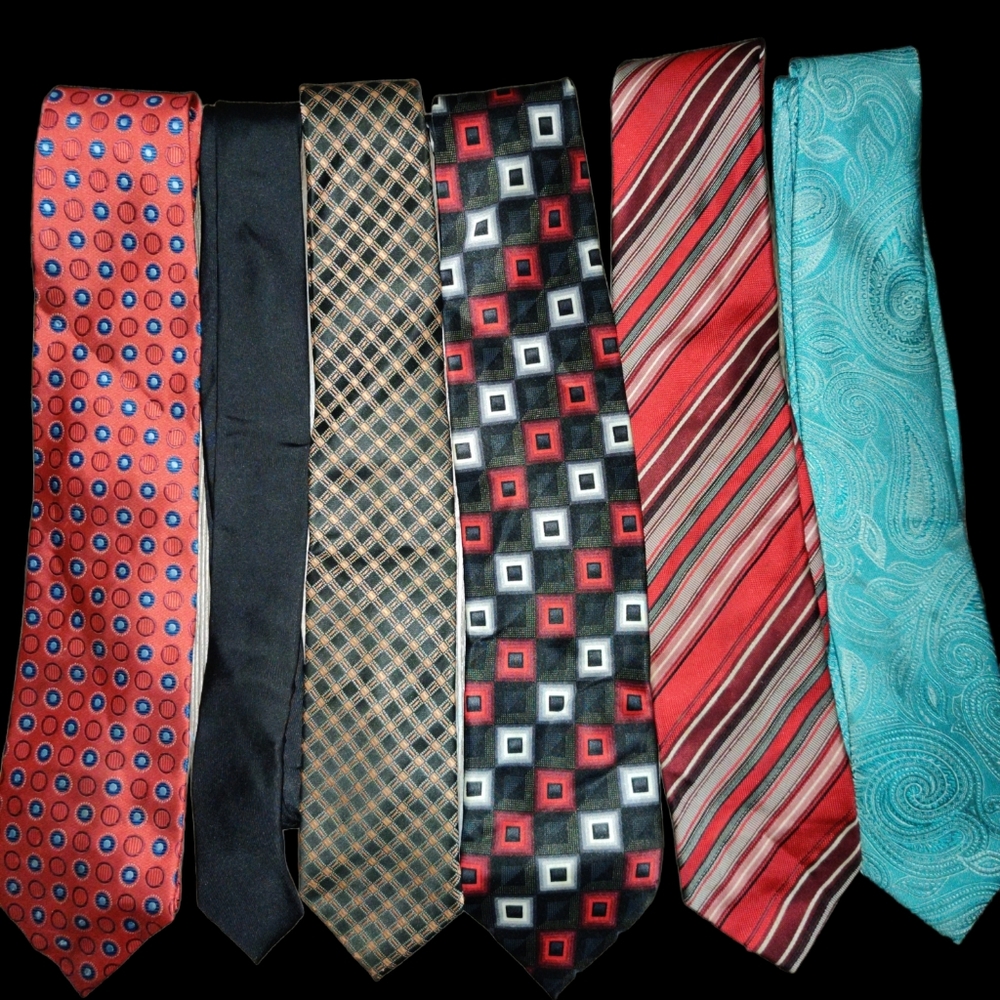 6 men ties from name brands as Bill Robinson/wolf mark and haggar and Alexander